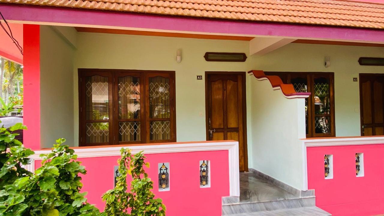 Packbag Comfort Bed & Breakfast Kovalam Kültér fotó