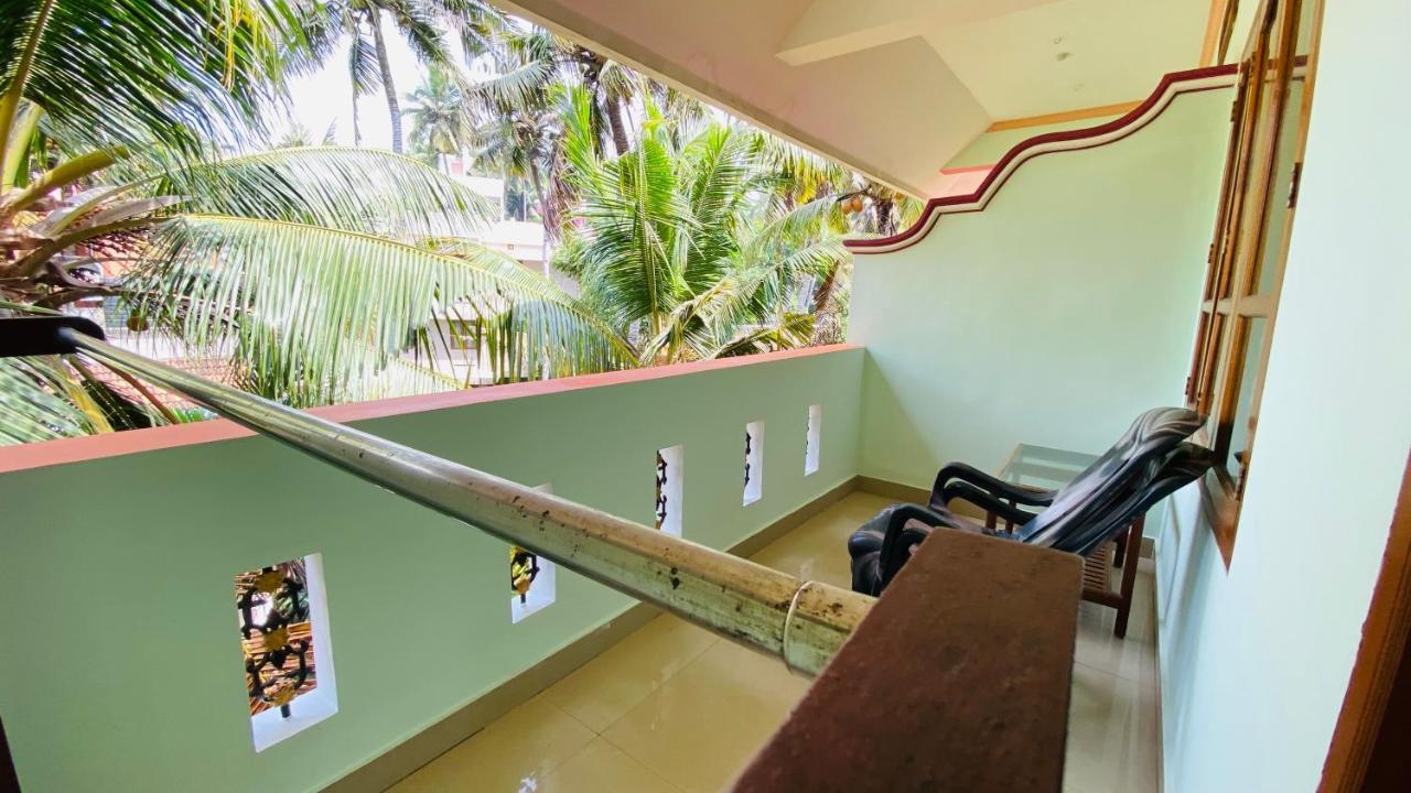 Packbag Comfort Bed & Breakfast Kovalam Kültér fotó