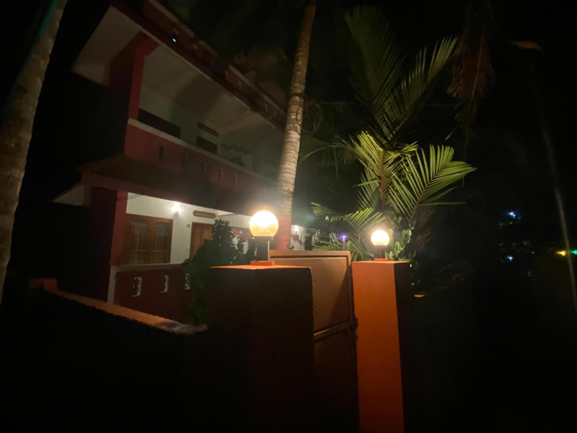 Packbag Comfort Bed & Breakfast Kovalam Kültér fotó