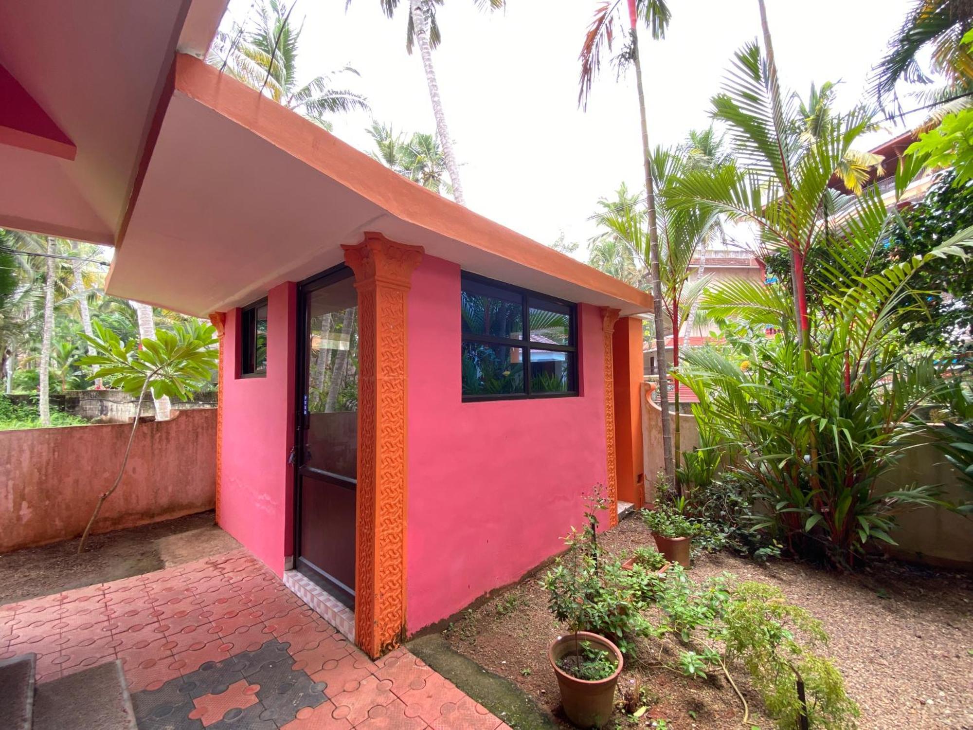 Packbag Comfort Bed & Breakfast Kovalam Kültér fotó