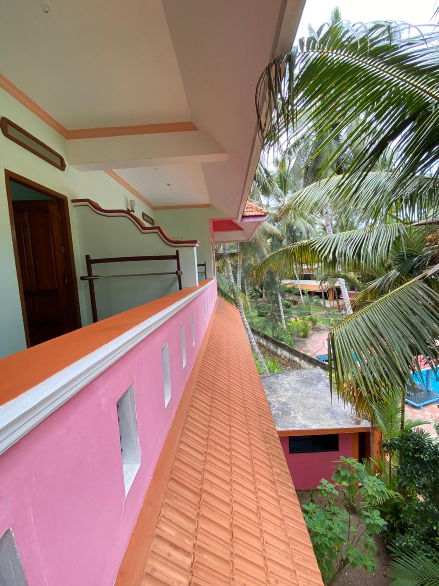 Packbag Comfort Bed & Breakfast Kovalam Kültér fotó