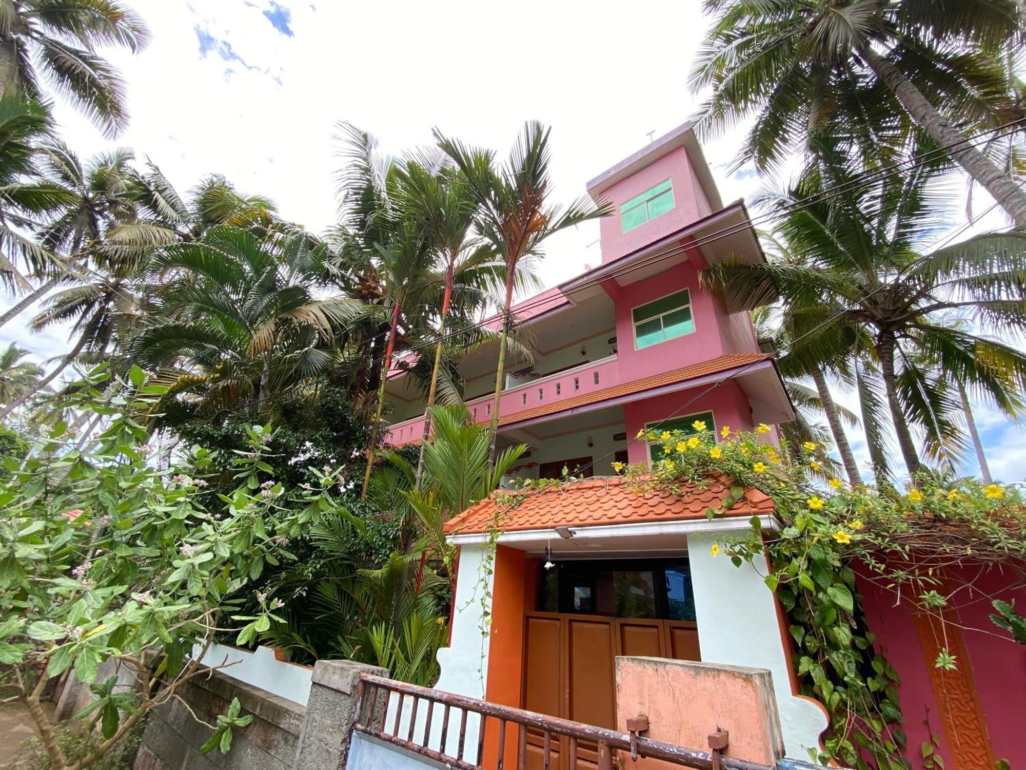 Packbag Comfort Bed & Breakfast Kovalam Kültér fotó