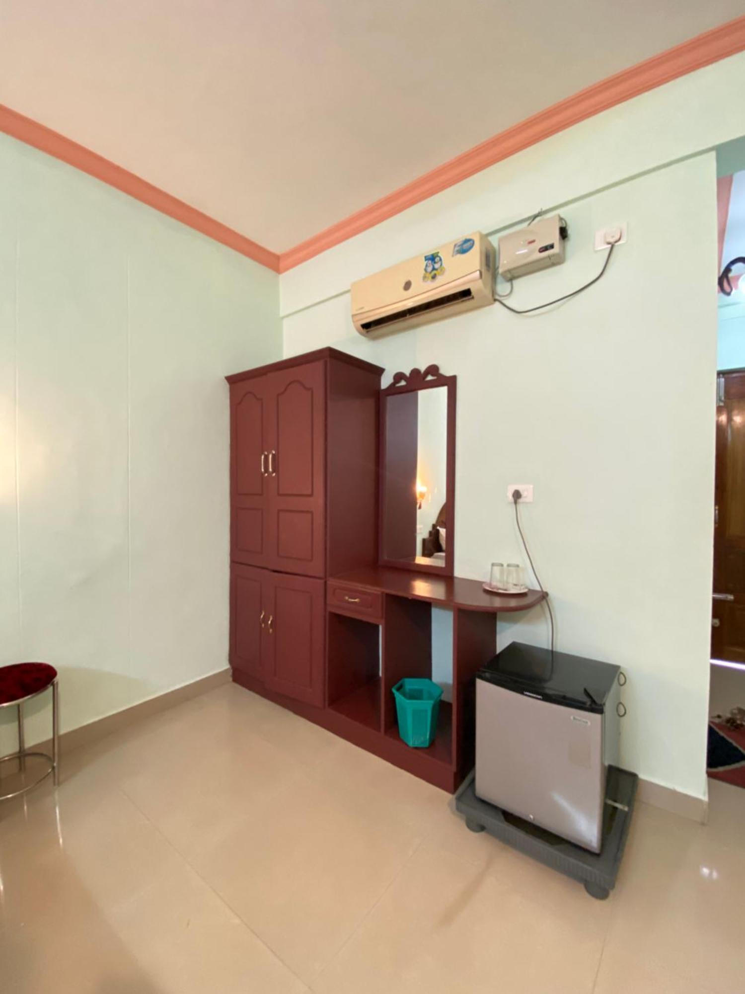 Packbag Comfort Bed & Breakfast Kovalam Kültér fotó