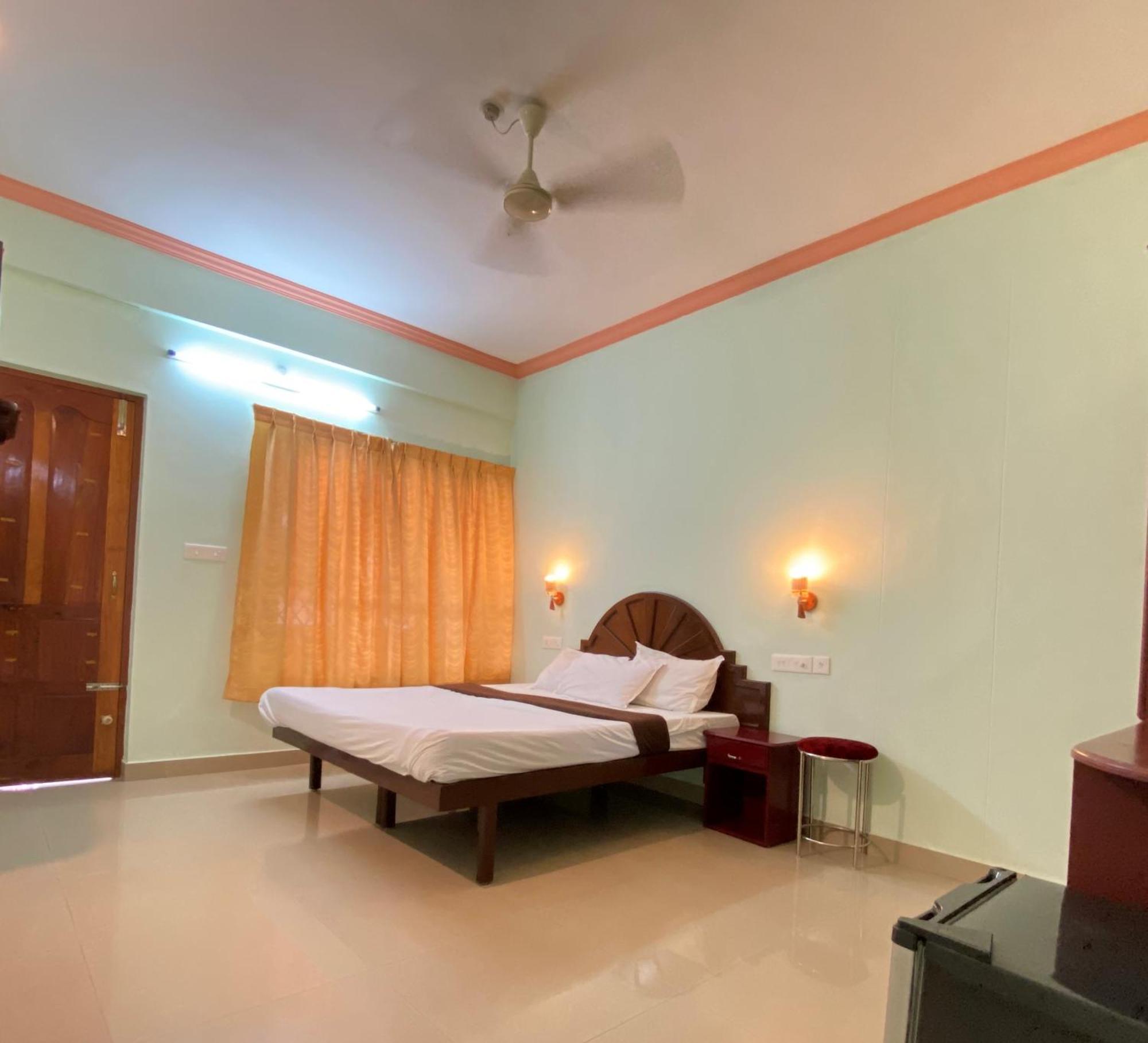 Packbag Comfort Bed & Breakfast Kovalam Kültér fotó